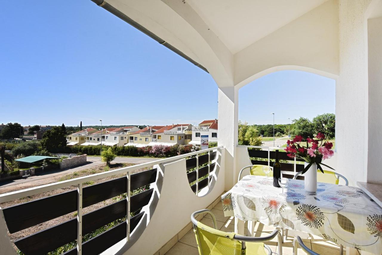 Apartments Vila Marinela Poreč Exterior foto